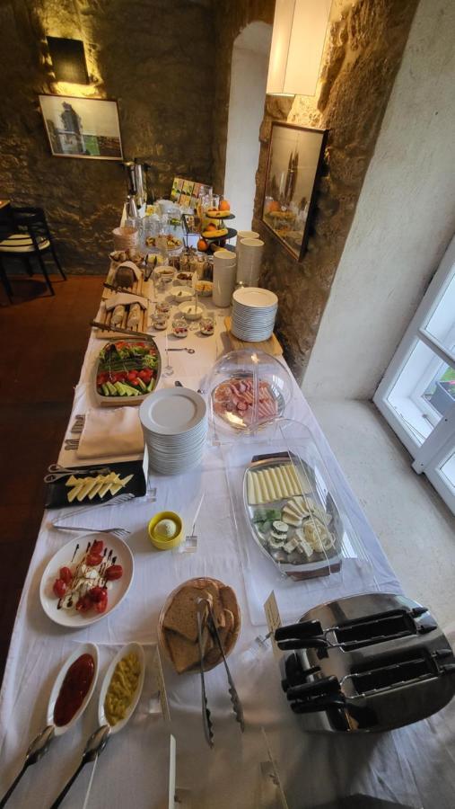 Matejovec38 Bed and Breakfast Slavonice Buitenkant foto