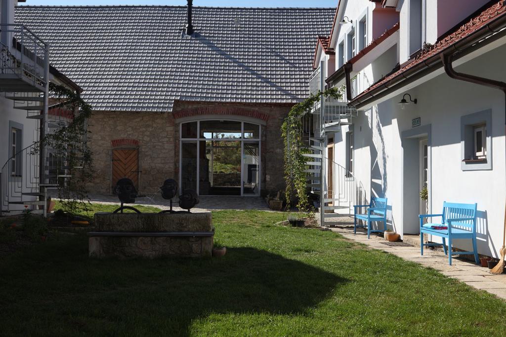 Matejovec38 Bed and Breakfast Slavonice Buitenkant foto